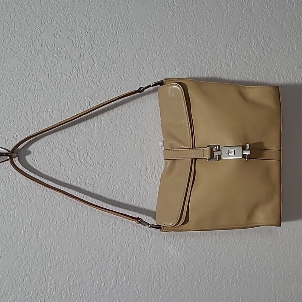 Gucci Tan Leather Shoulder Bag